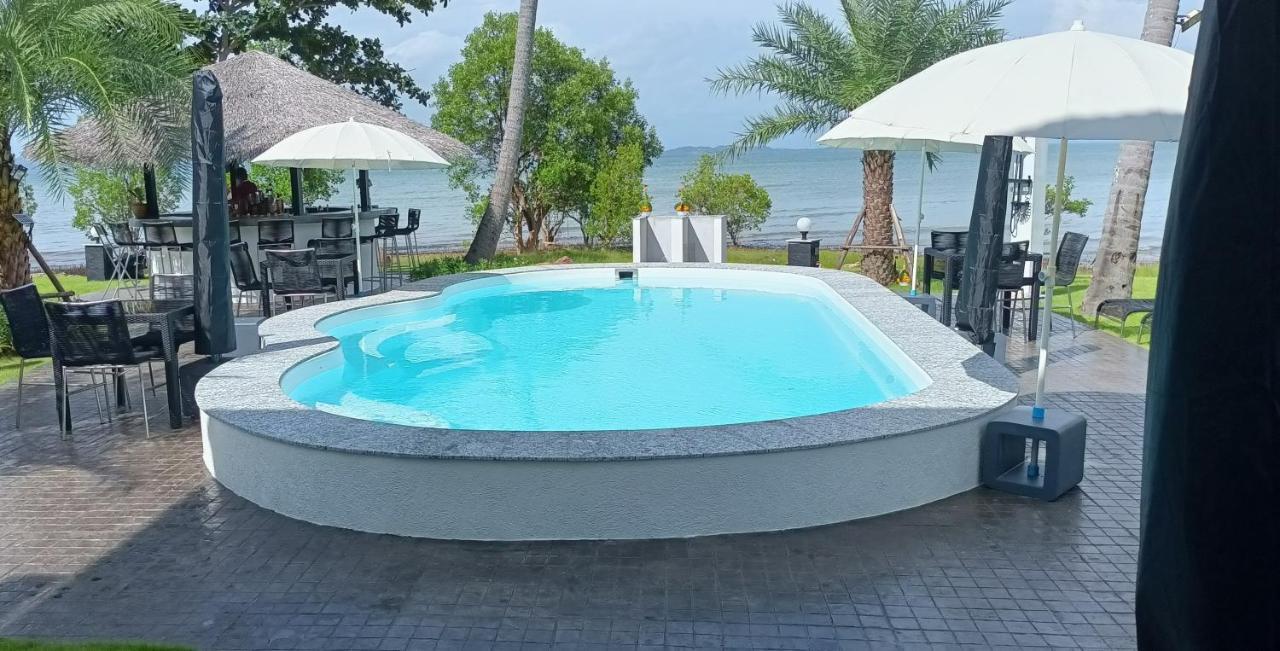 Ganze Villa Beachfront-Pool-Villa-Apartment Koh Chang Exterior foto